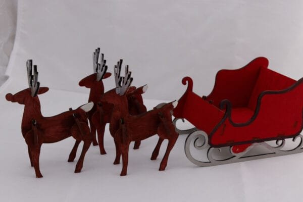 Santa sleigh and three reindeer Kit - Image 3